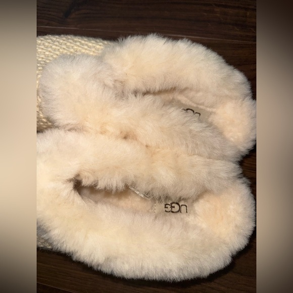 UGG Cluggette Knit Slipper Women’s 9 - Picture 3 of 9